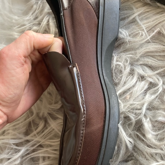 Gucci Slip on Loafers - Picture 14 of 16